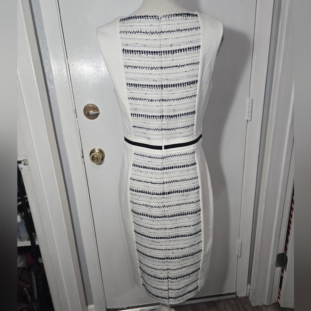 White House Black Market Sheath Ivory White With Tweed Detail NWT Sz 10 - Picture 10 of 12
